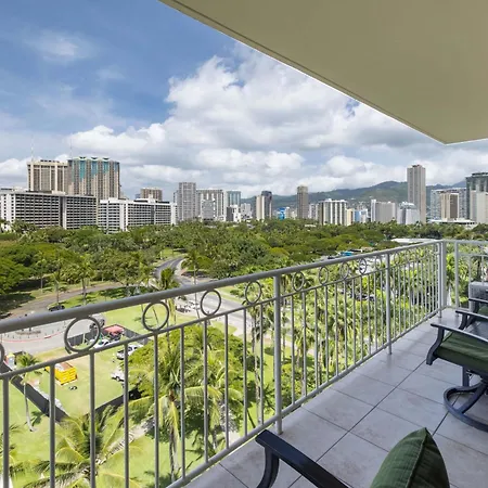 Waikiki Shore By Outrigger Honolulu Extérieur photo