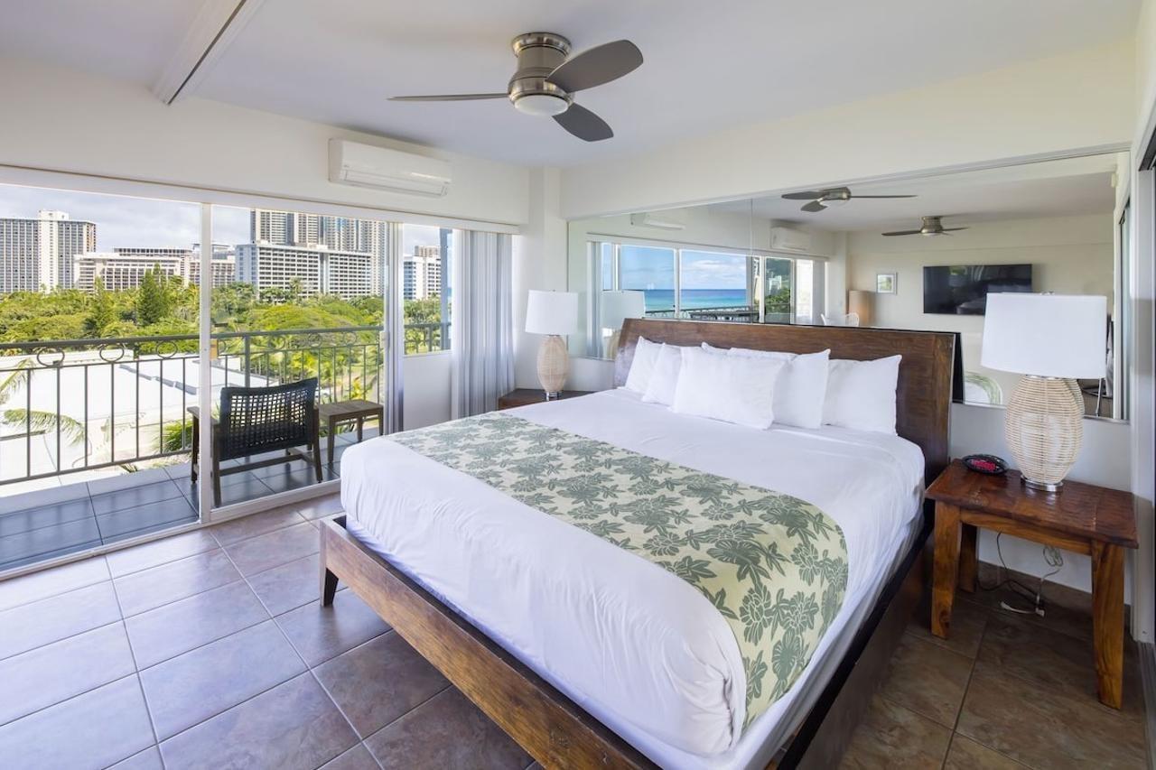 Waikiki Shore By Outrigger Apartamento *