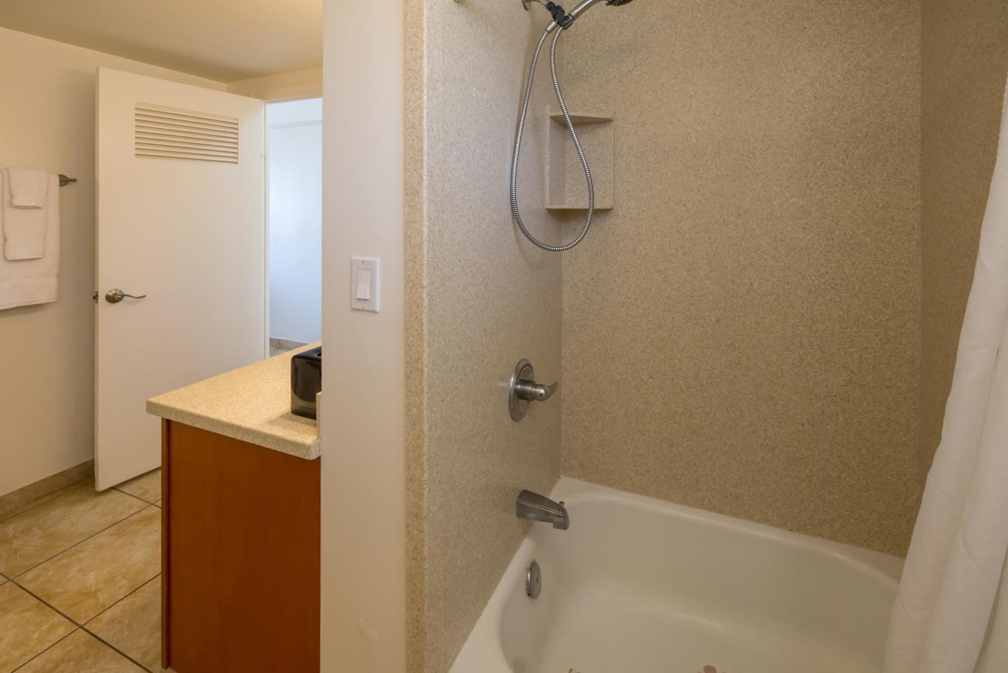 Waikiki Shore By Outrigger Apartamento
